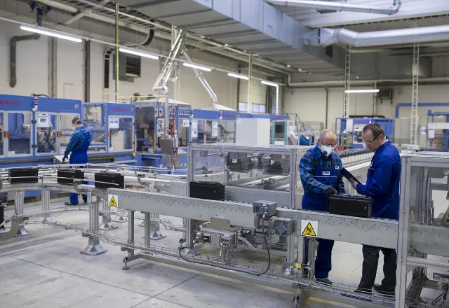 Korszerű autóakkumulátor-gyártás az Exide Technologiesnél